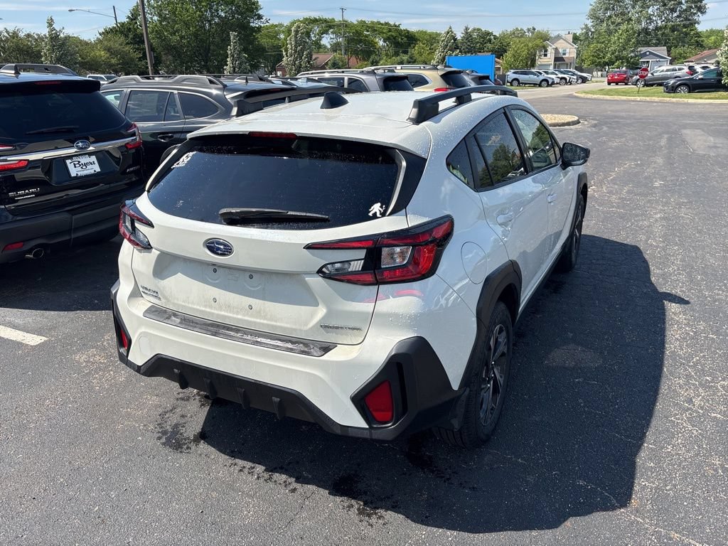 Used 2024 Subaru Crosstrek 2.0i Premium AWD/4WD image 3