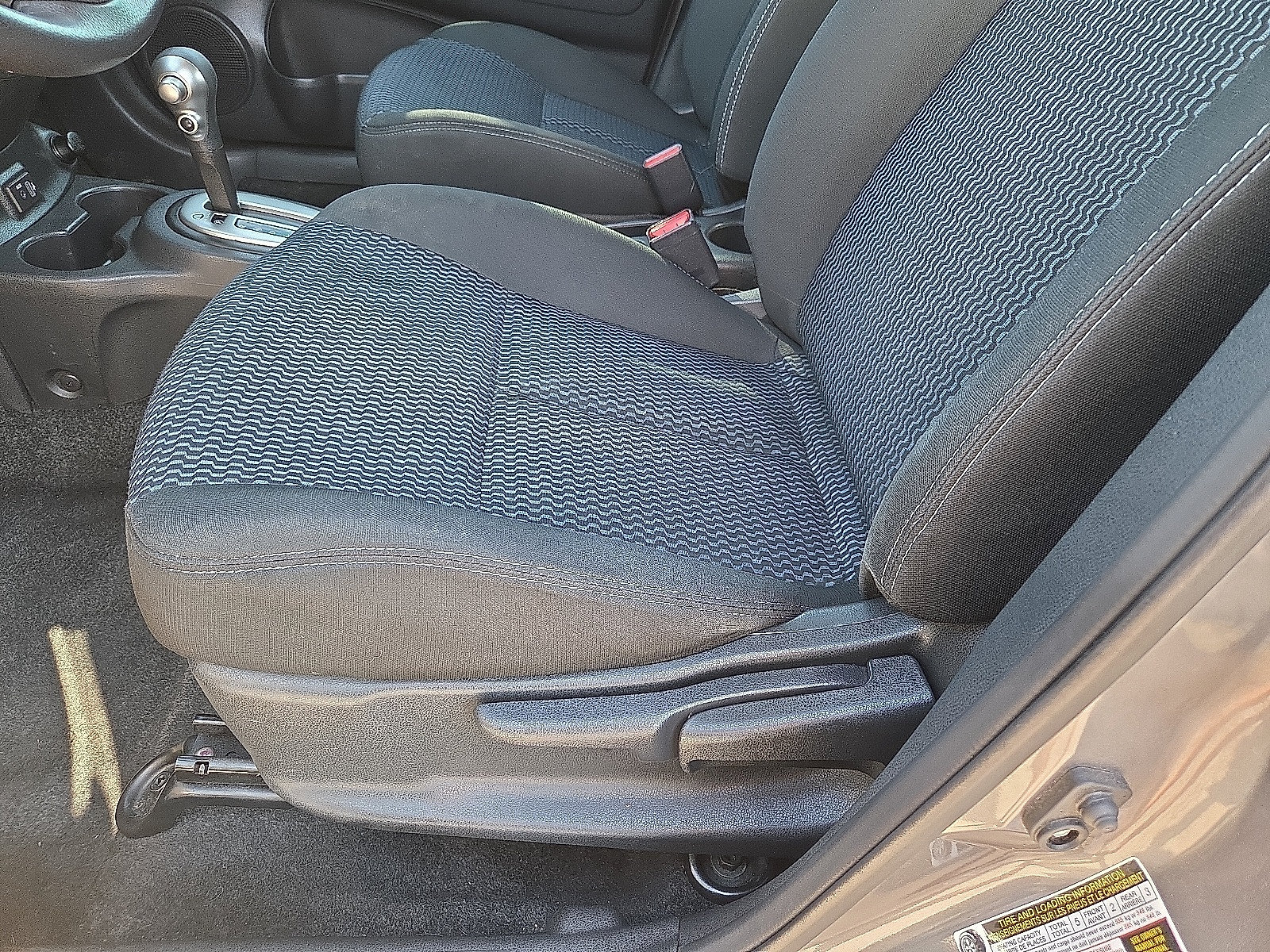 Used 2019 Nissan Versa Note SV FWD image 21