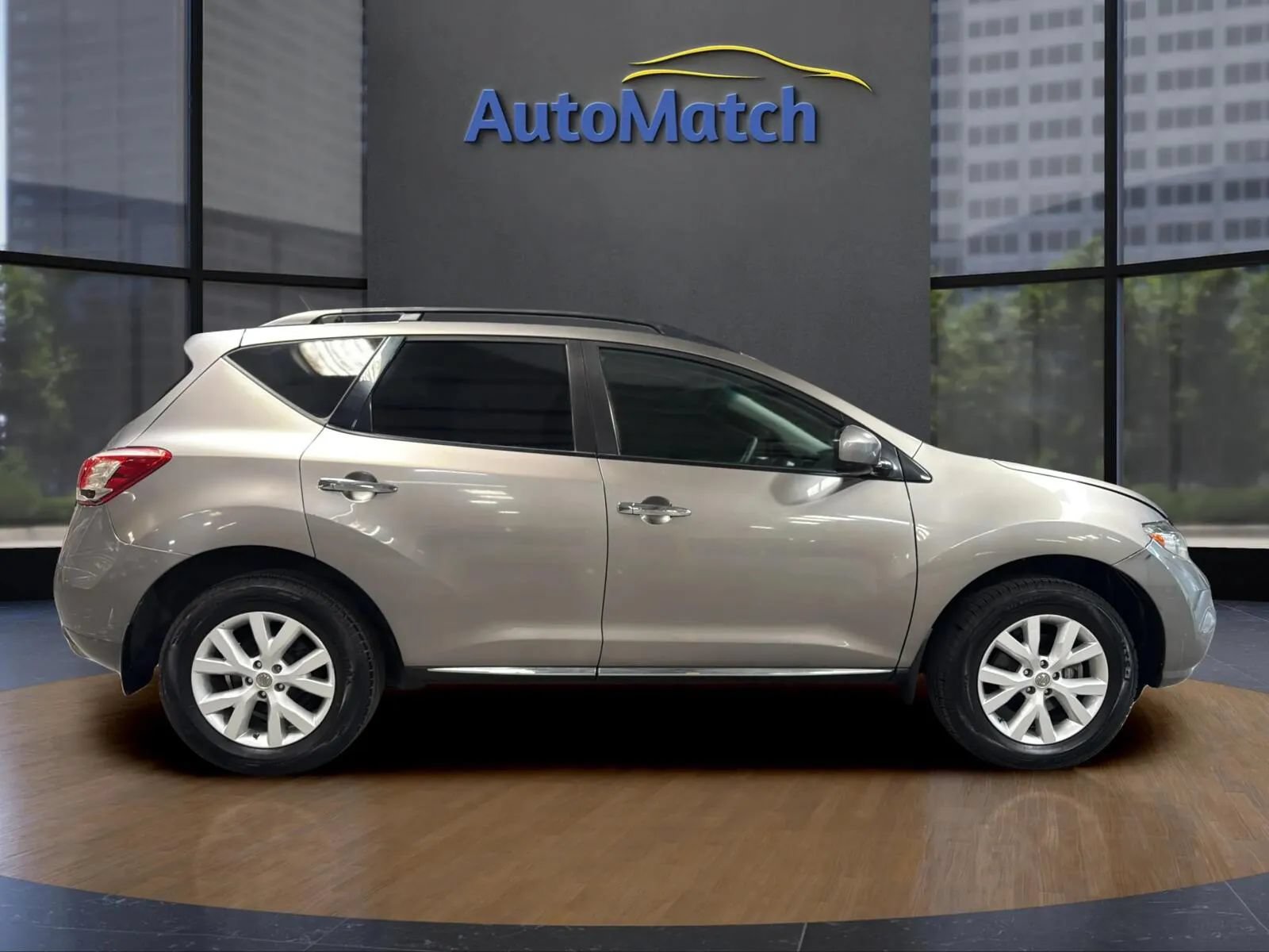 Used 2011 Nissan Murano SV AWD/4WD image 12