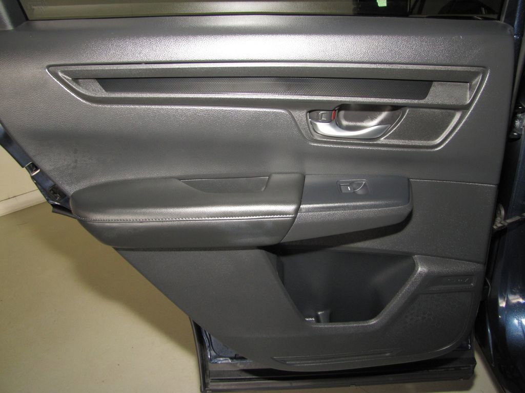 Used 2023 Honda CR-V EX image 13