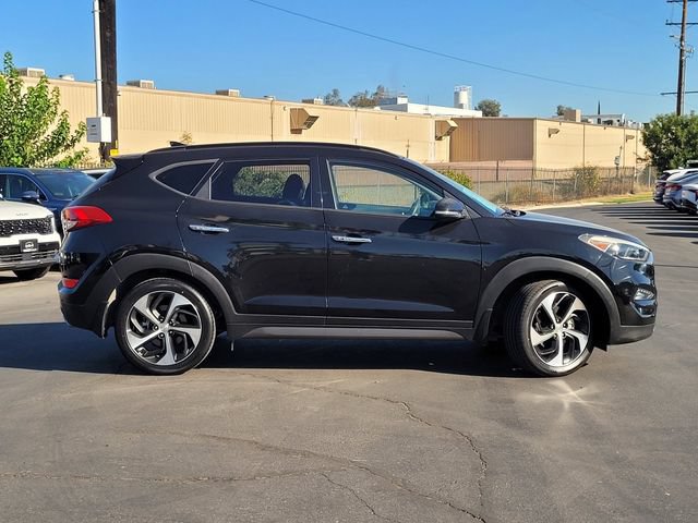 Used 2016 Hyundai Tucson Limited w/ Option Group 03 FWD image 4