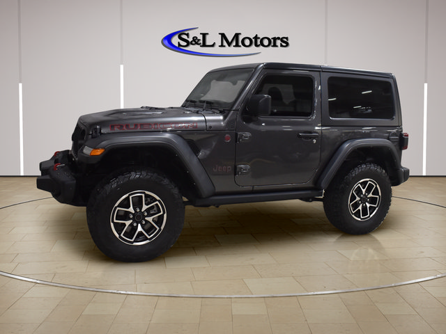Used 2024 Jeep Wrangler Rubicon w/ Steel Bumper & Winch Group AWD/4WD image 3