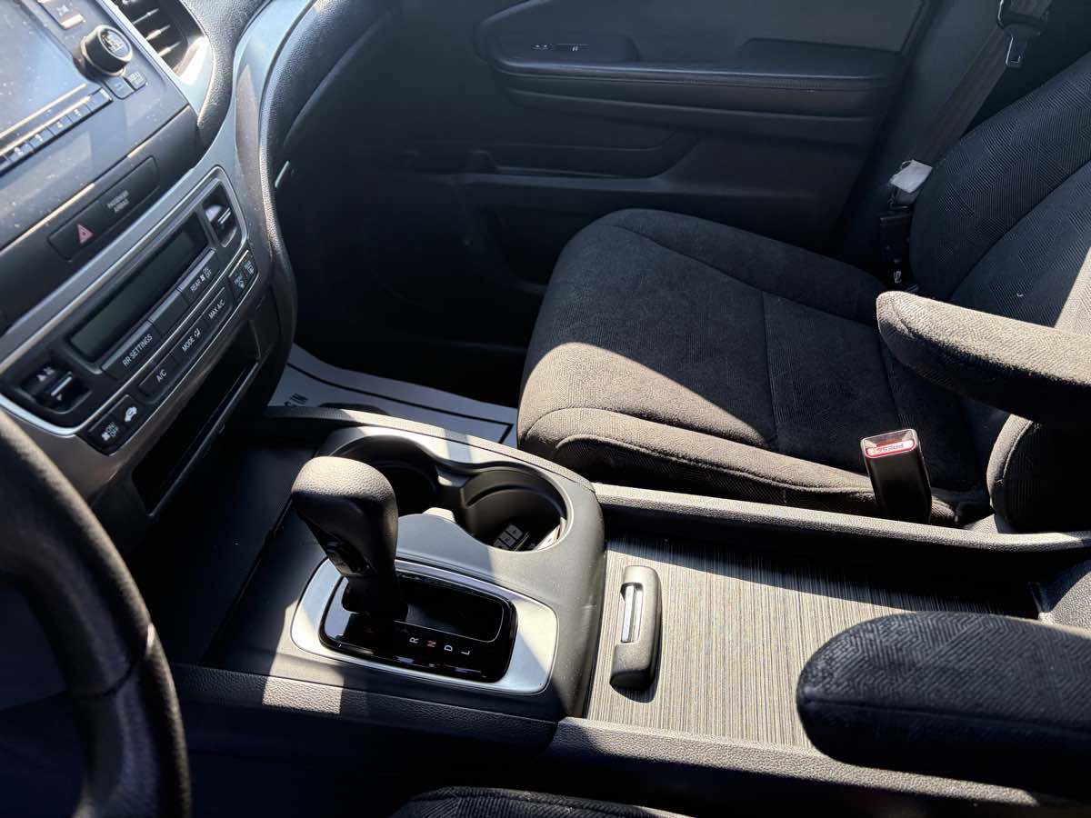 Used 2019 Honda Pilot LX image 14