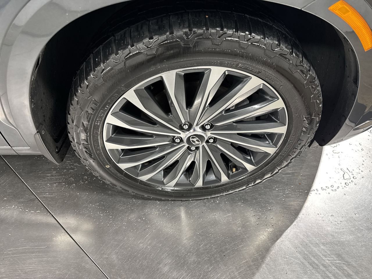 Used 2023 Hyundai Palisade Calligraphy w/ Cargo Package image 14