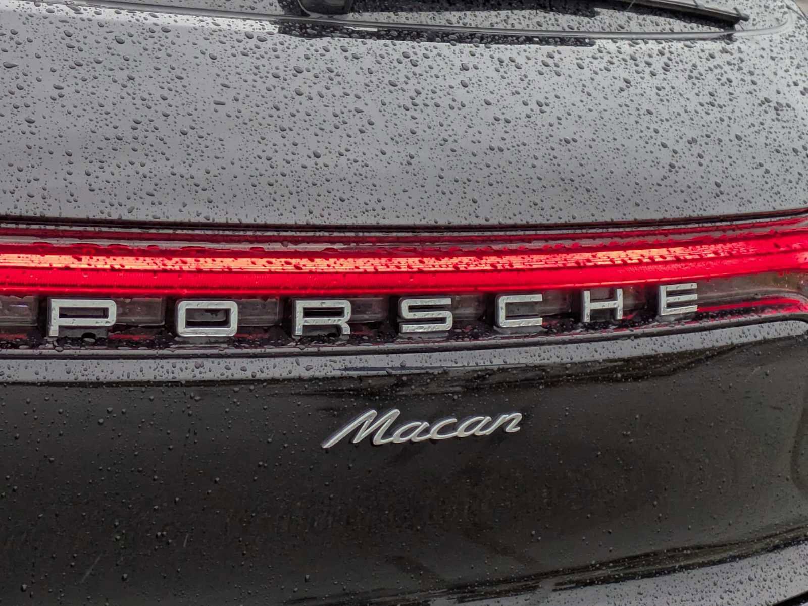 Used 2021 Porsche Macan image 8
