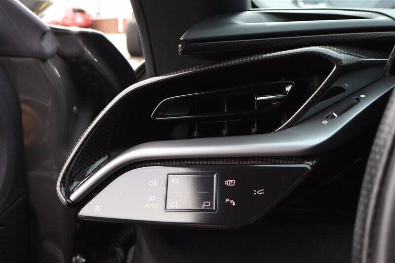 Used 2021 Ferrari SF90 Stradale AWD/4WD image 20