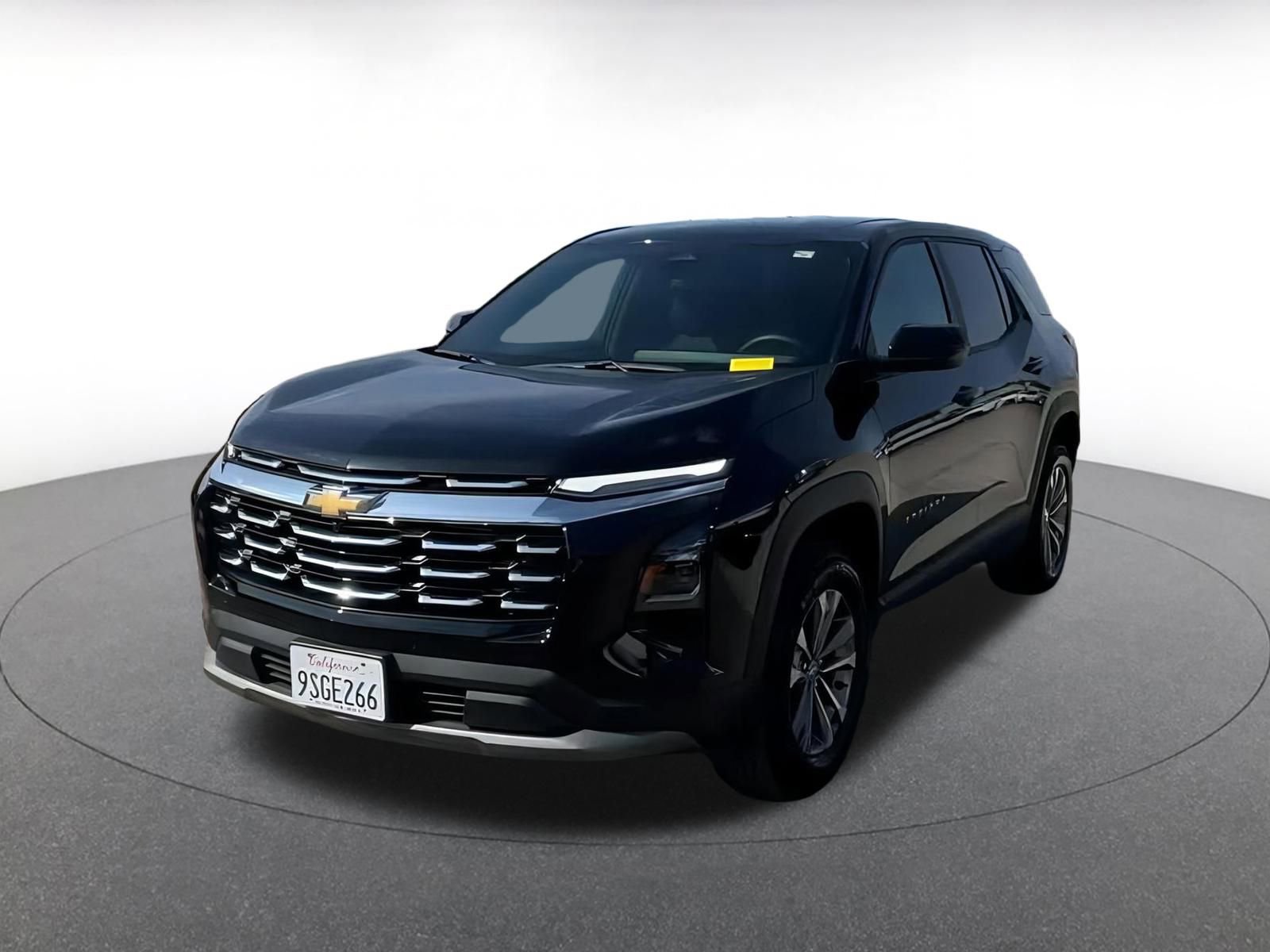 Used 2025 Chevrolet Equinox LT image 4