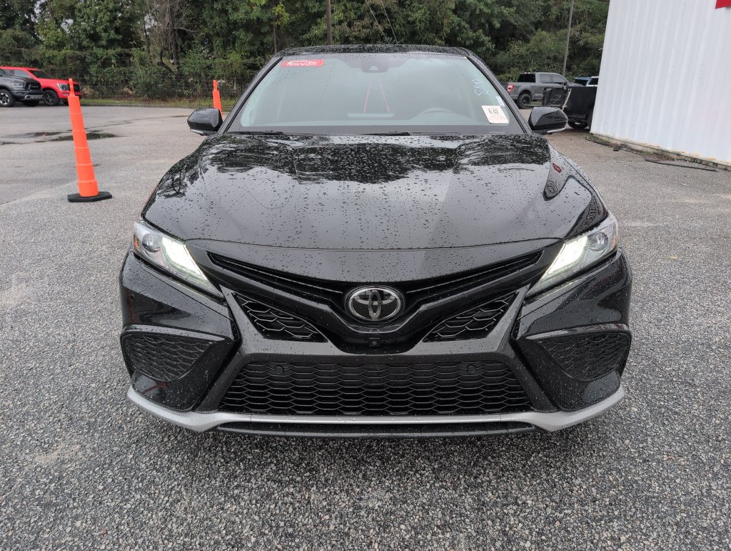 Used 2024 Toyota Camry XSE w/ Driver Assist Package FWD image 2
