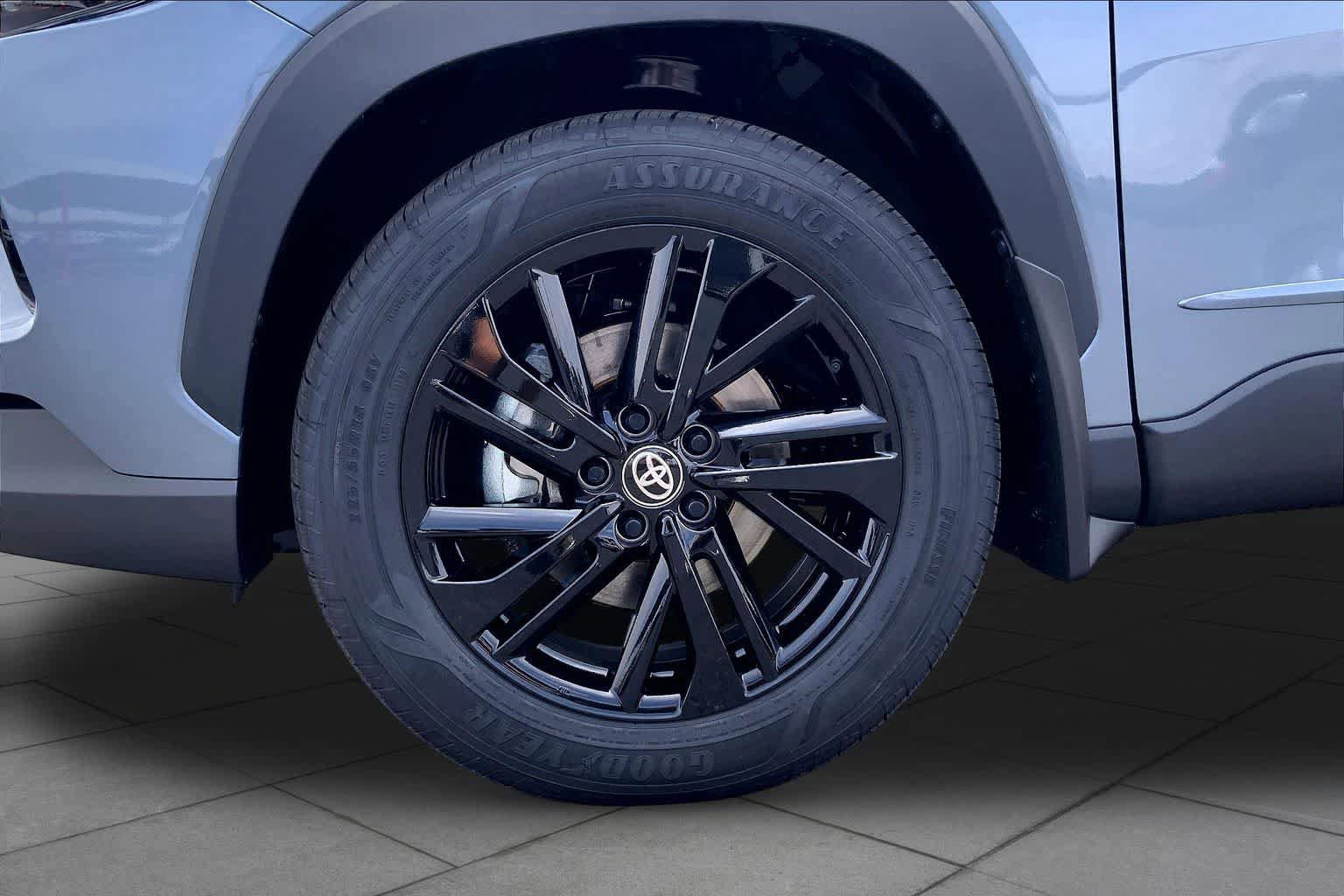 New 2026 Toyota Corolla Cross AWD Hybrid image 11