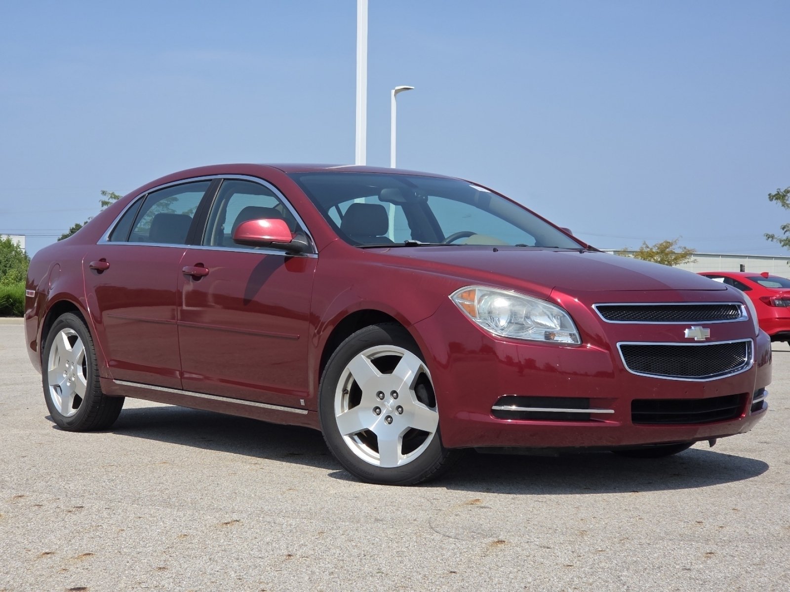 Used 2009 Chevrolet Malibu LT w/ HFV6 Engine Package FWD image 2