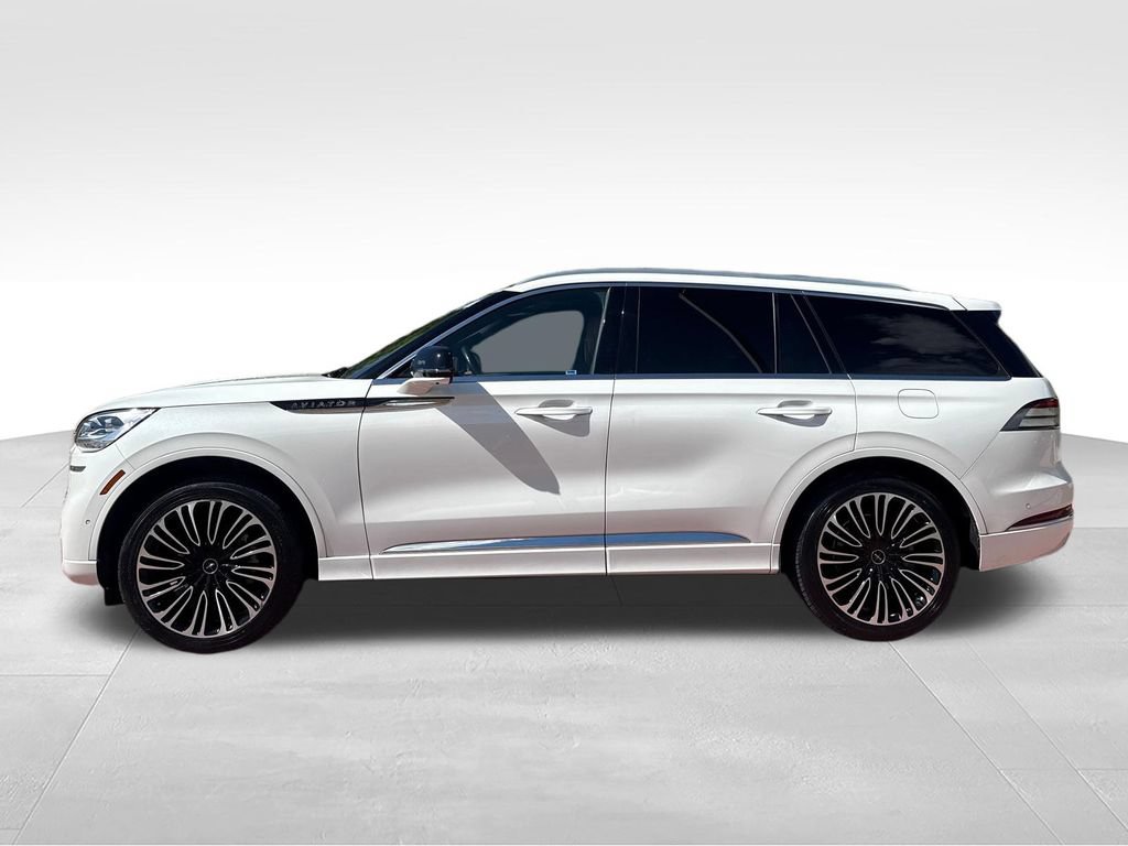 Used 2023 Lincoln Aviator Black Label w/ Dynamic Handling Package AWD/4WD image 5