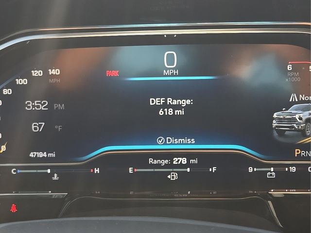 Used 2025 Chevrolet Silverado 1500 LT image 30