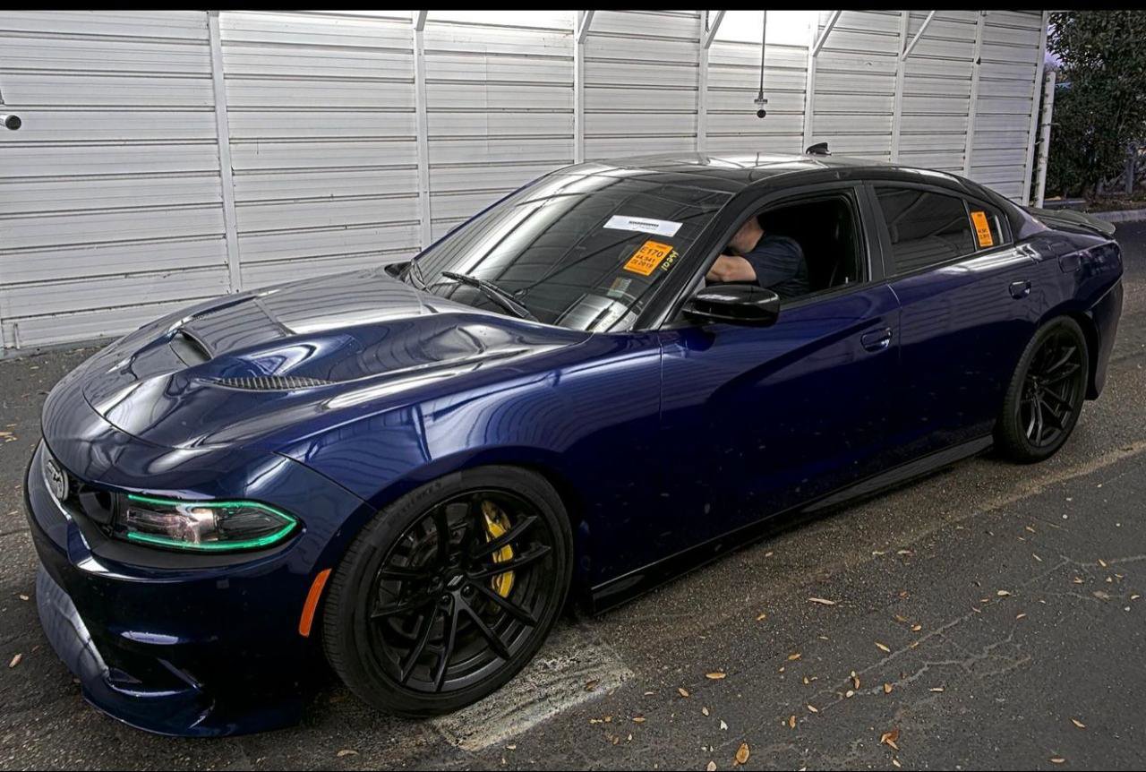 Used 2019 Dodge Charger SRT Hellcat w/ Harman/Kardon Audio Group image 2