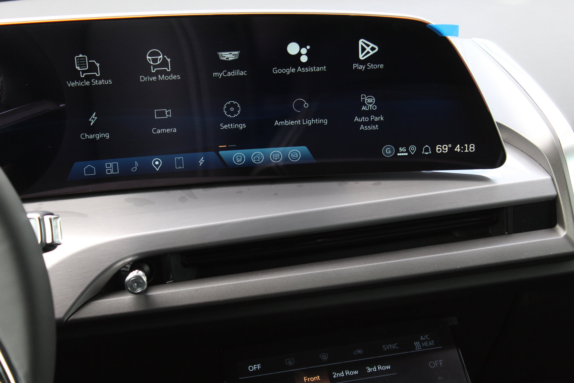 New 2026 Cadillac Vistiq Sport AWD/4WD image 13