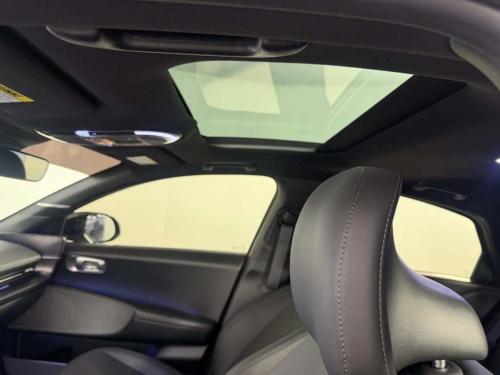Used 2024 Hyundai Ioniq 6 Limited RWD image 21