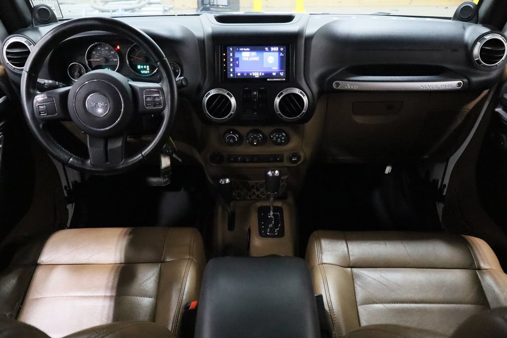 Used 2012 Jeep Wrangler Unlimited Sahara w/ Max Tow Pkg AWD/4WD image 13