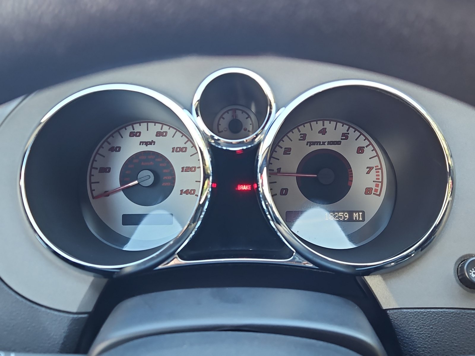 Used 2007 Pontiac Solstice Convertible RWD image 15