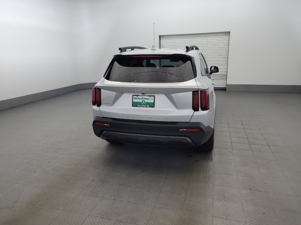 Used 2022 Kia Sorento S AWD/4WD image 7