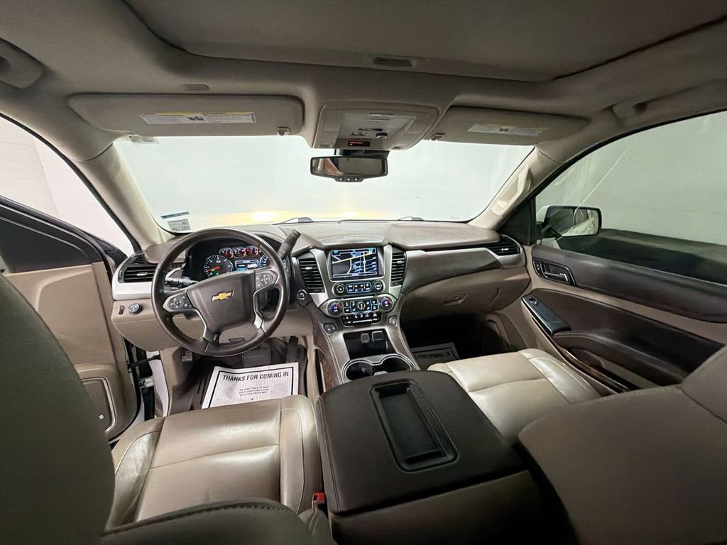 Used 2020 Chevrolet Suburban LT RWD image 21