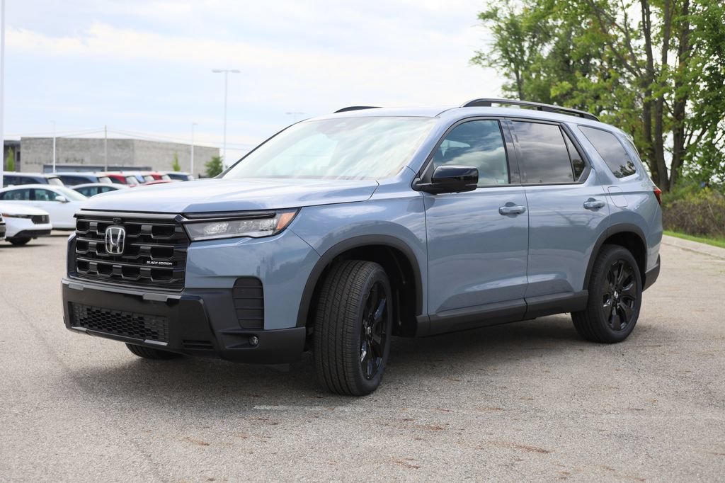 New 2026 Honda Pilot Black Edition image 3