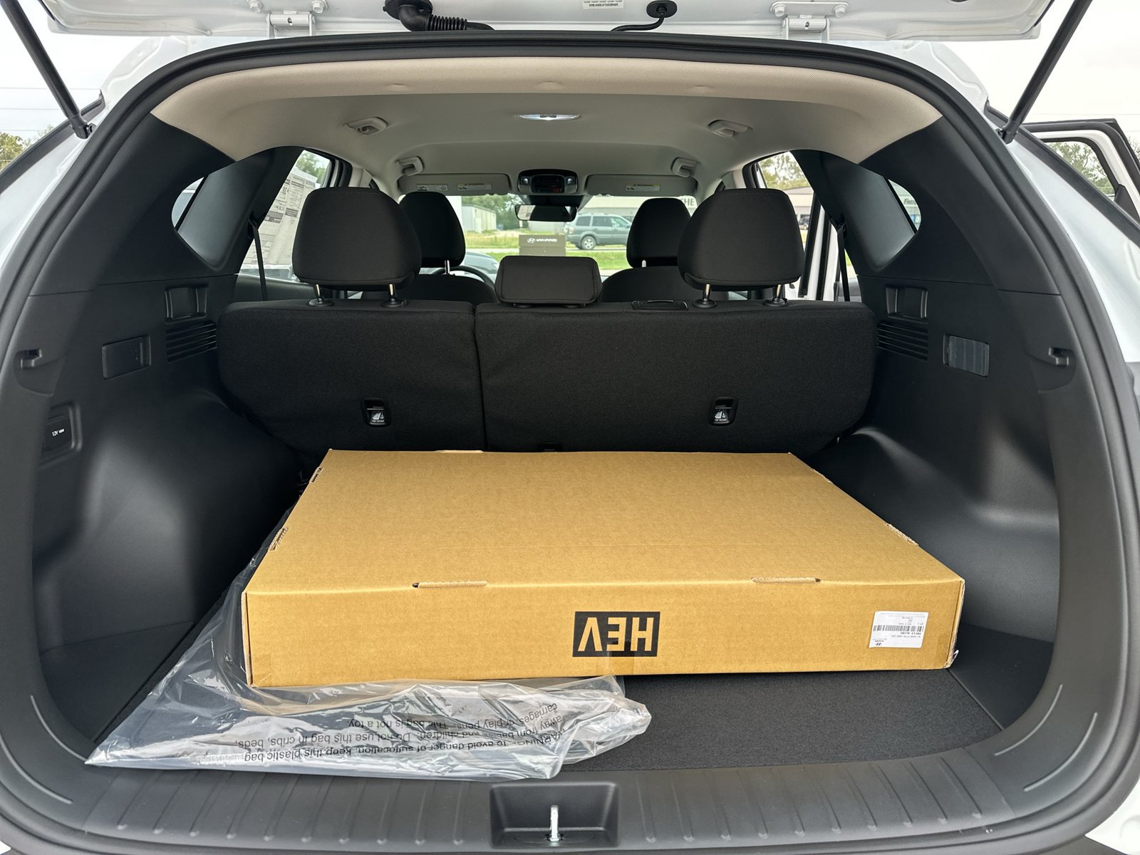New 2026 Hyundai Tucson Blue SE AWD/4WD image 32