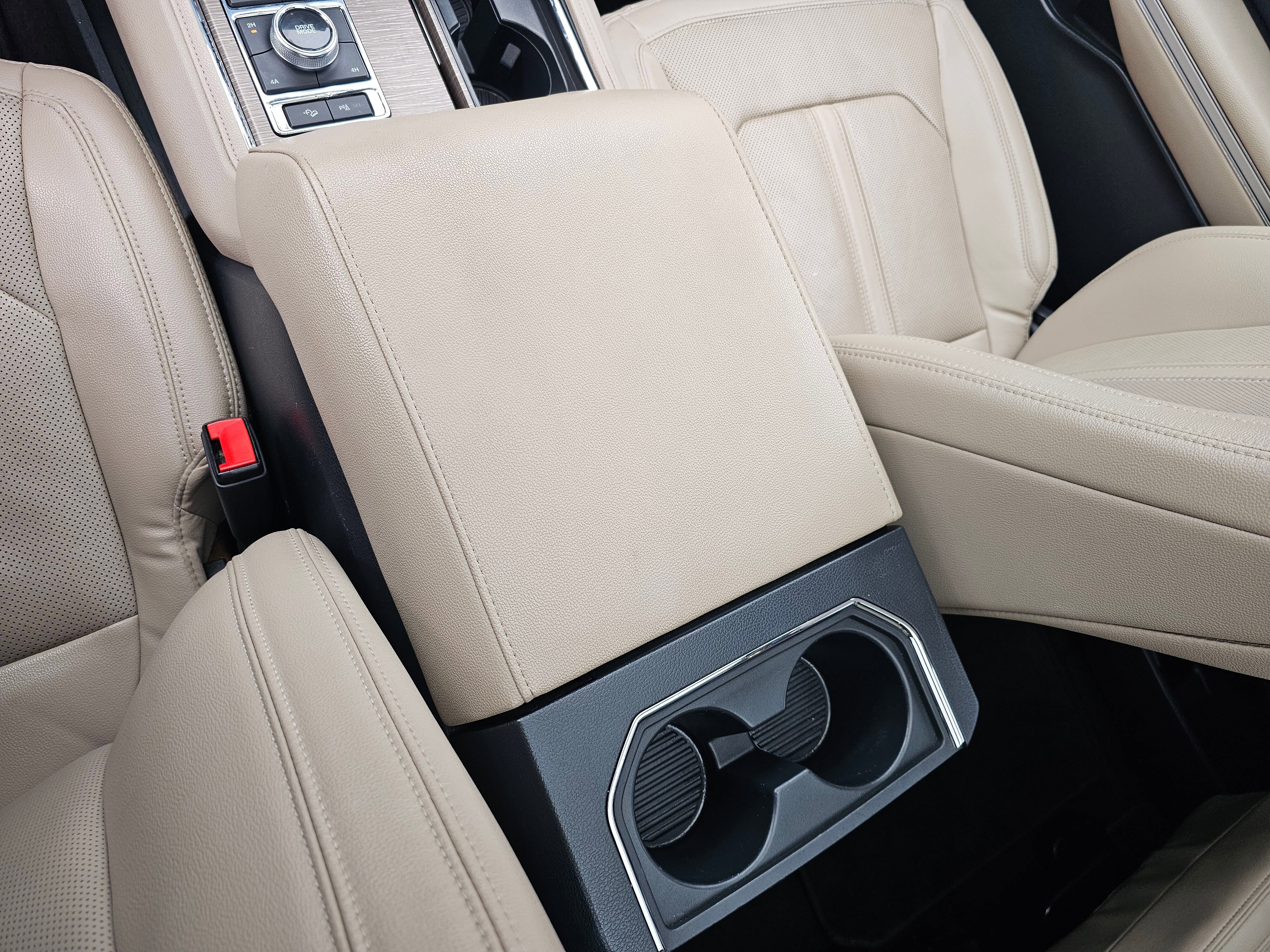 Used 2023 Ford Expedition Max Limited image 25