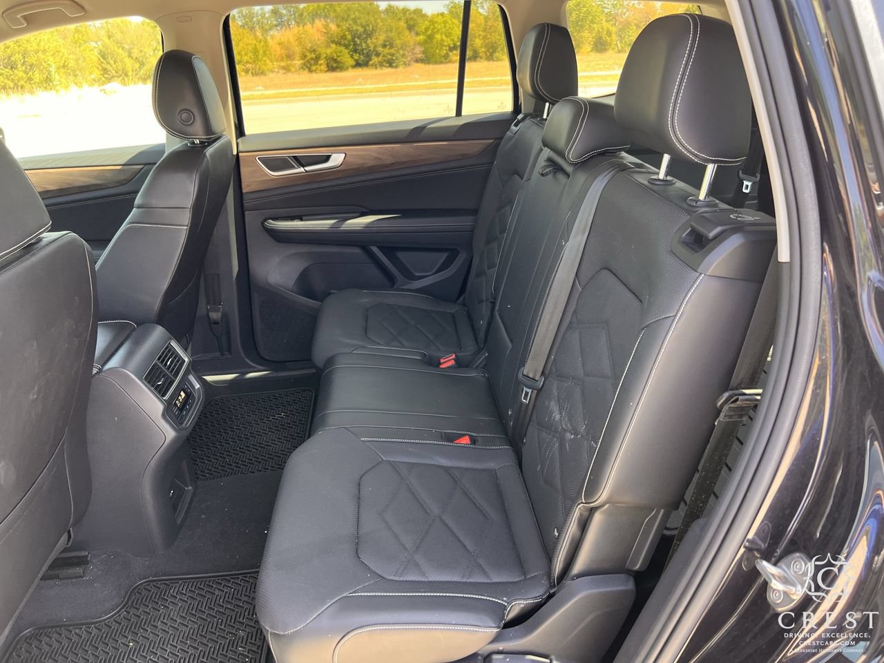 Used 2024 Volkswagen Atlas SE FWD image 26