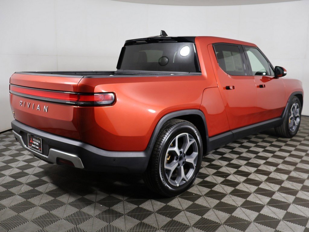 Used 2022 Rivian R1T Adventure image 13