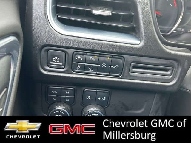 Used 2021 Chevrolet Suburban Z71 w/ Luxury Package image 20