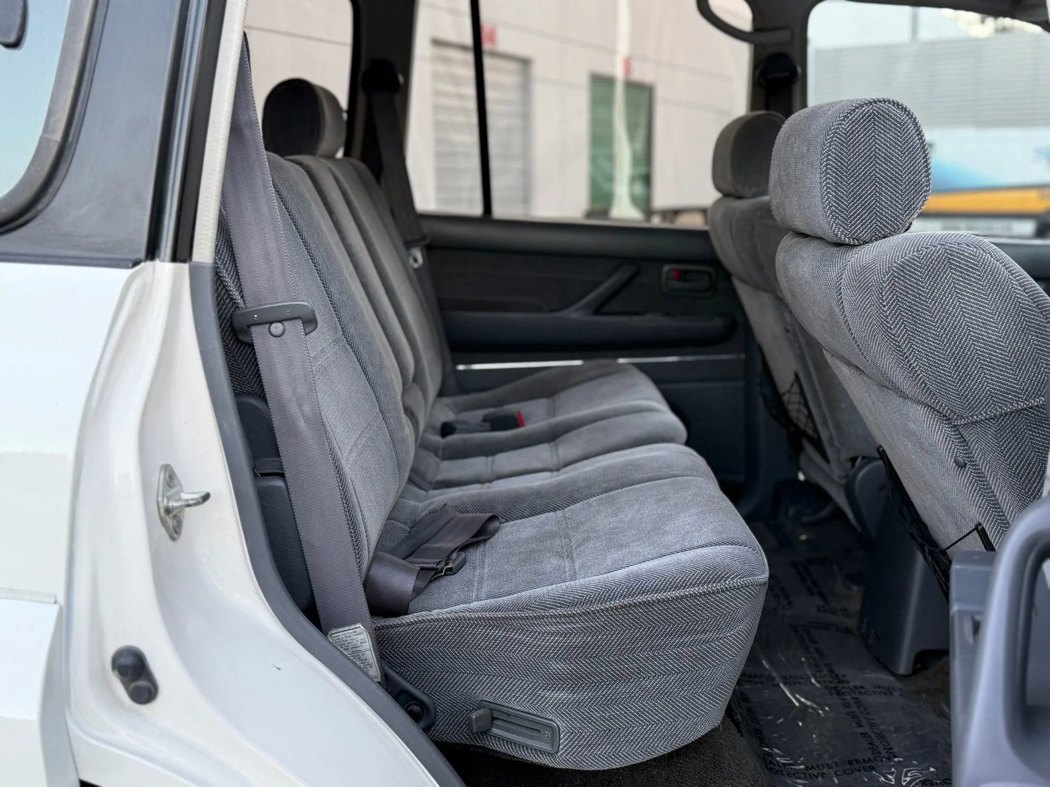 Used 1994 Toyota Land Cruiser image 38