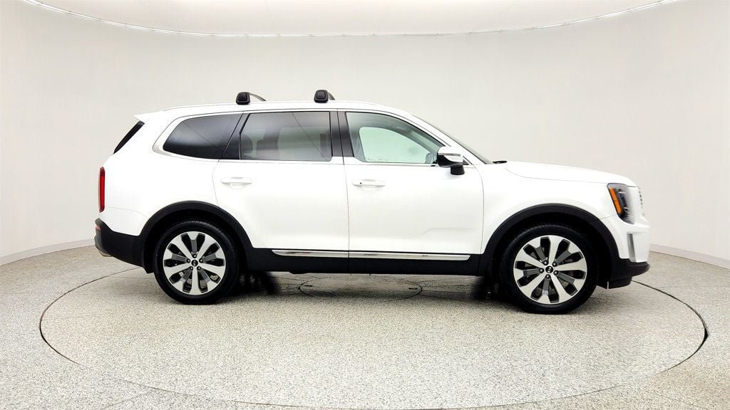 Used 2020 Kia Telluride EX w/ EX Premium Package AWD/4WD image 4
