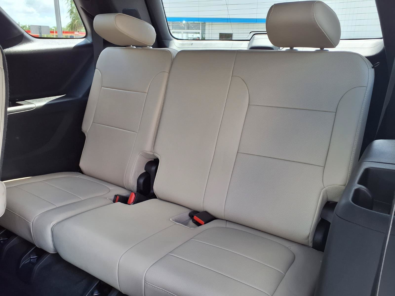 Certified 2023 Chevrolet Traverse Premier FWD image 18