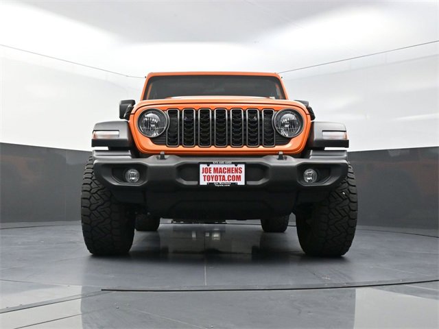 Used 2025 Jeep Wrangler Sport image 24