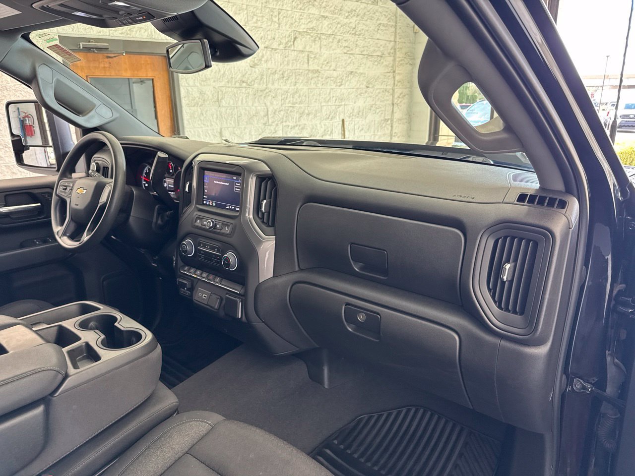 Used 2024 Chevrolet Silverado 2500 Custom w/ Custom Value Package AWD/4WD image 44
