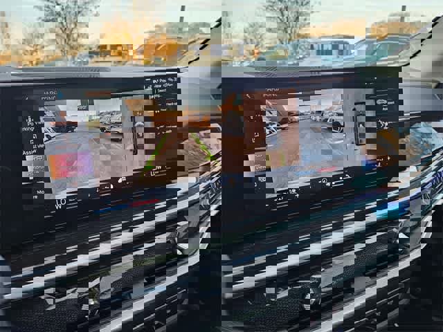 Used 2024 BMW X7 xDrive40i image 30