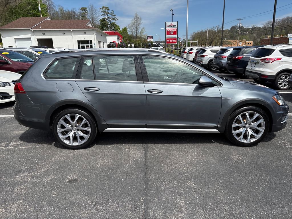 Used 2017 Volkswagen Golf Alltrack SEL AWD/4WD image 6