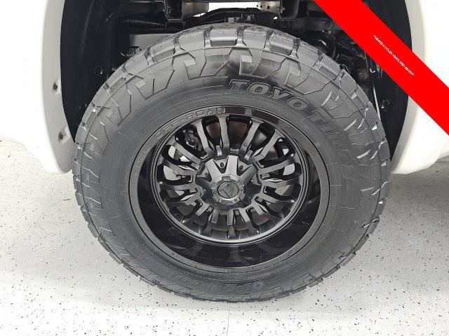 Used 2024 Toyota Tundra Limited AWD/4WD image 7