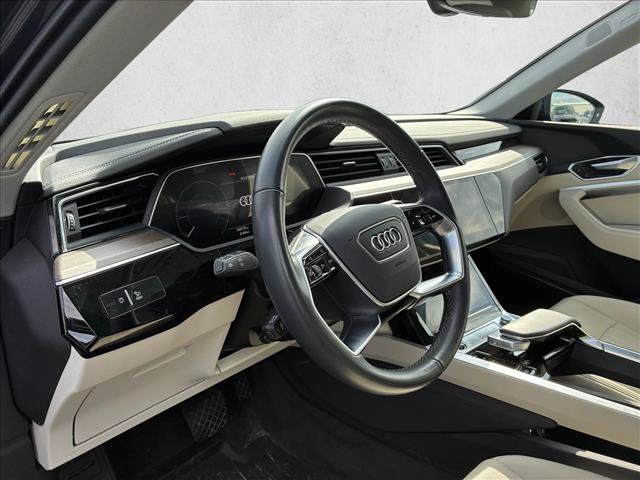 Used 2024 Audi Q8 e-tron Premium Plus AWD/4WD image 10