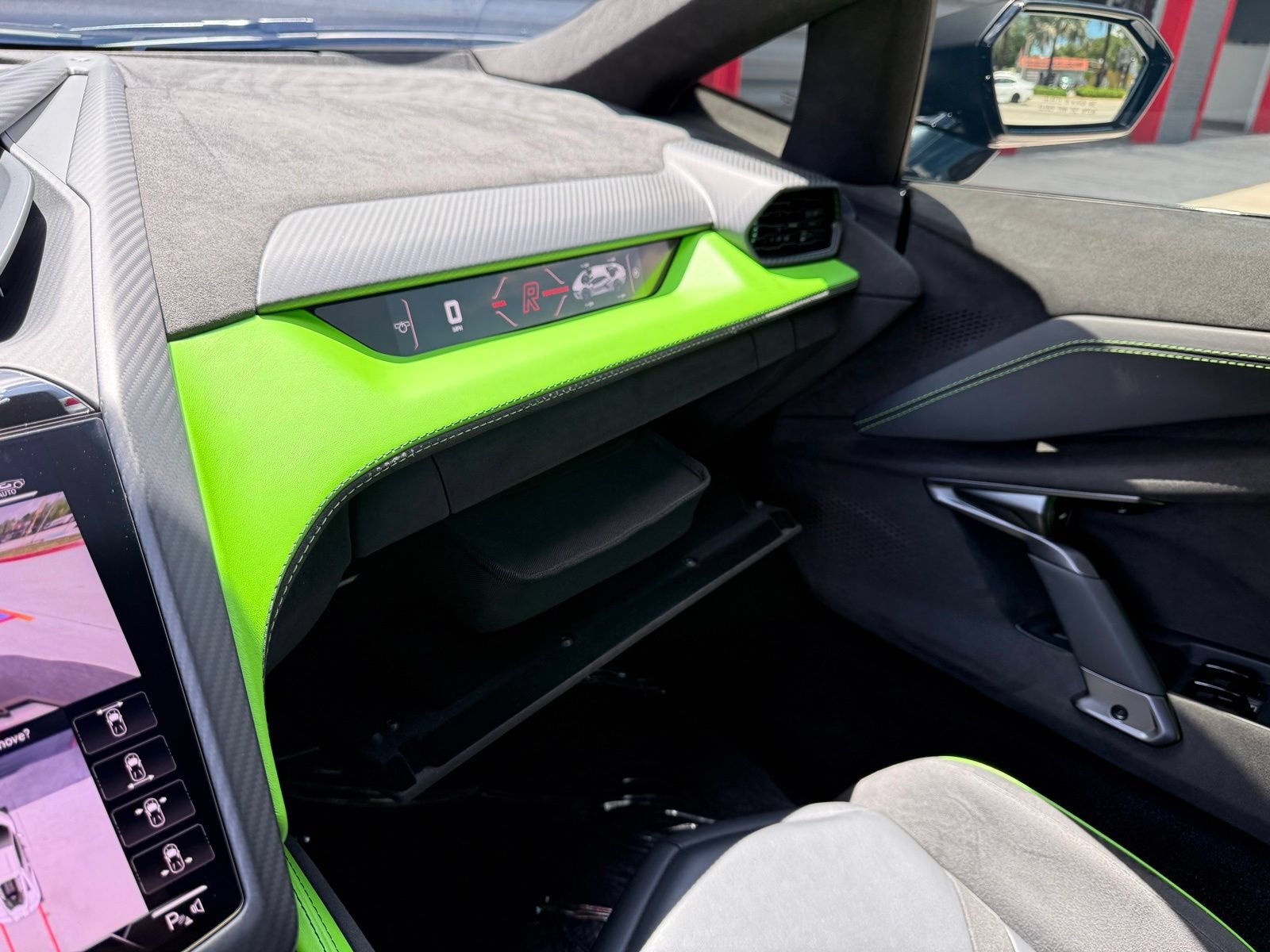 Used 2024 Lamborghini Revuelto AWD/4WD image 56