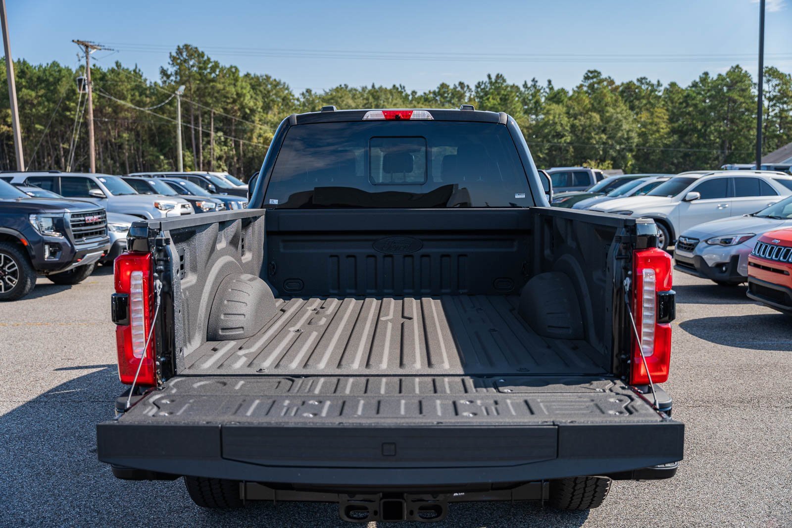 New 2025 Ford F250 Lariat w/ Lariat Ultimate Package image 17