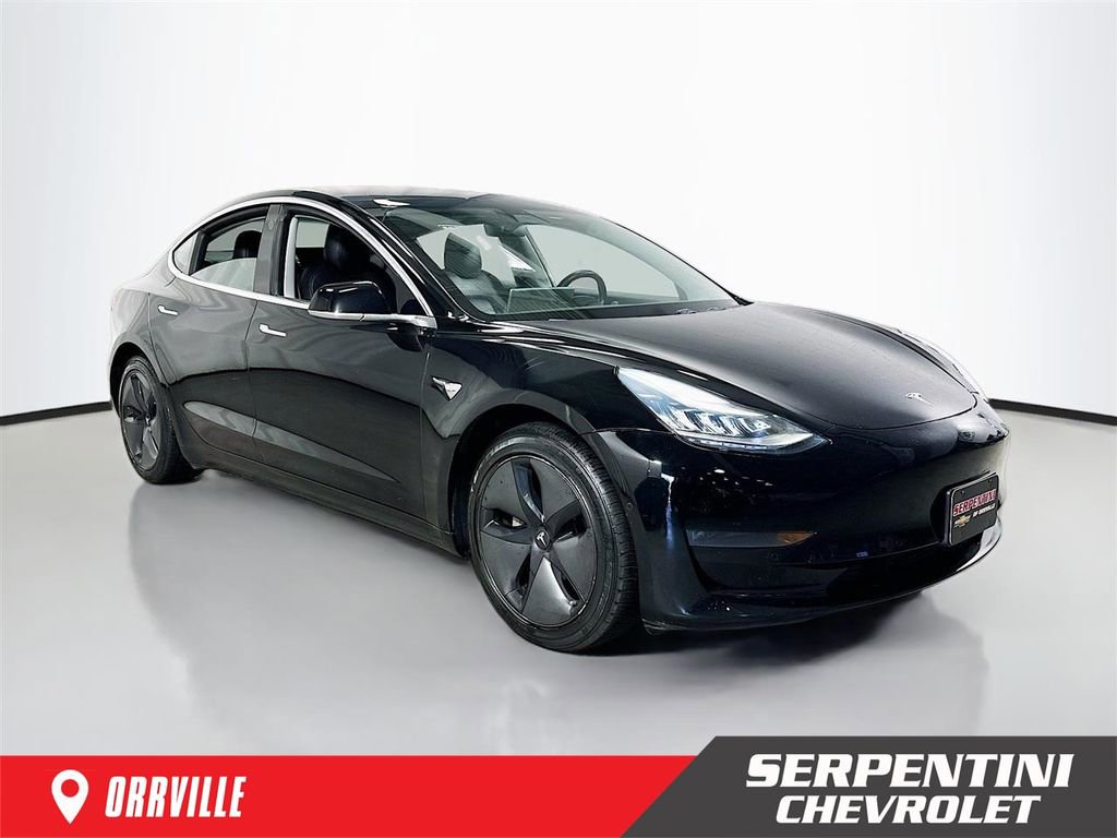 Used 2018 Tesla Model 3 Long Range image 1