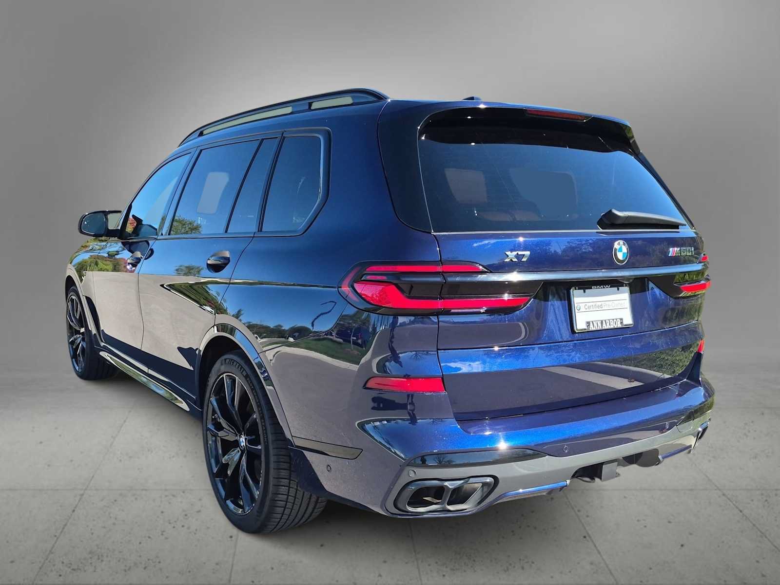Used 2024 BMW X7 M60i w/ Executive Package AWD/4WD image 6
