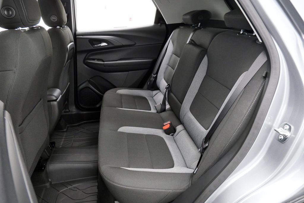 Used 2026 Chevrolet TrailBlazer LT w/ Convenience Package AWD/4WD image 18