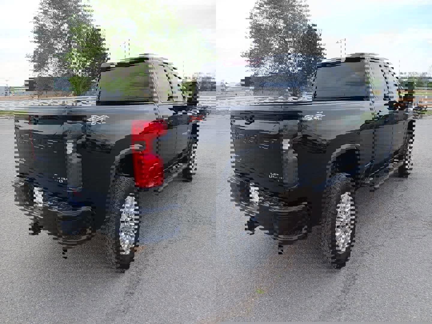 Used 2024 Chevrolet Silverado 2500 Custom w/ Custom Convenience Package image 6