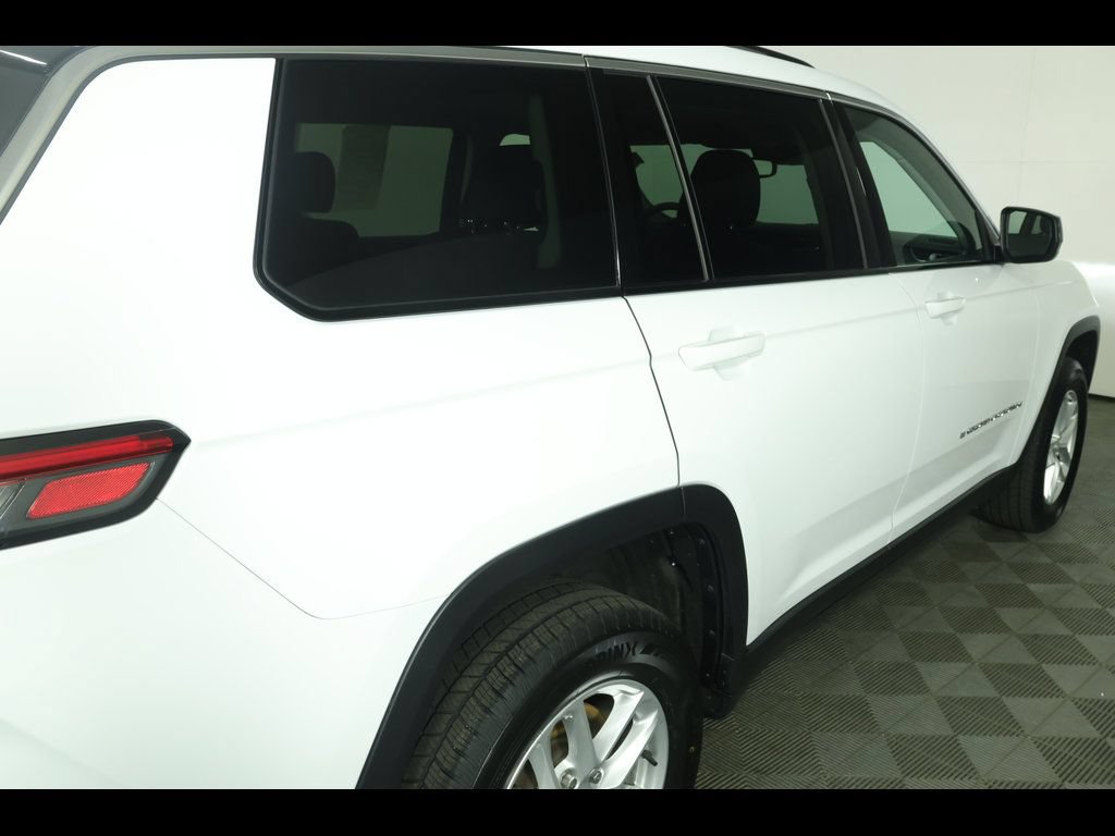 Certified 2023 Jeep Grand Cherokee L Laredo w/ Luxury Tech Group I AWD/4WD image 20