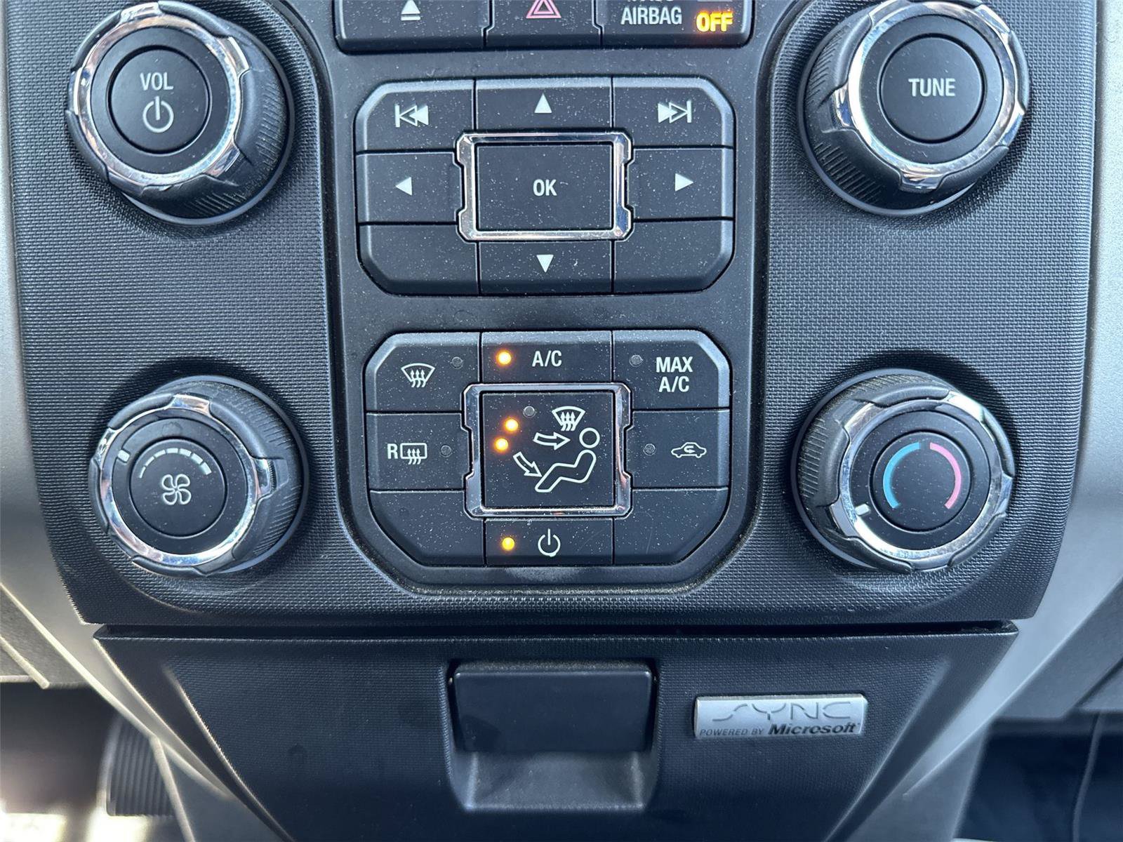 Used 2013 Ford F150 XLT w/ Luxury Equipment Group AWD/4WD image 18