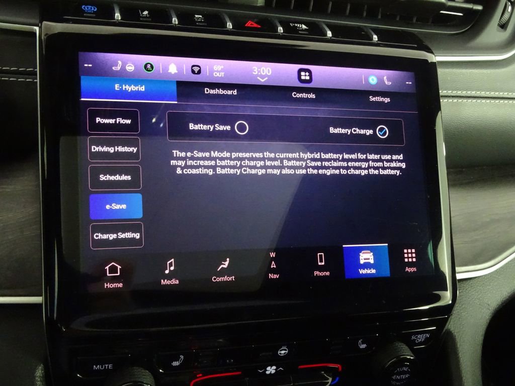 Used 2024 Jeep Grand Cherokee Limited 4xe image 40