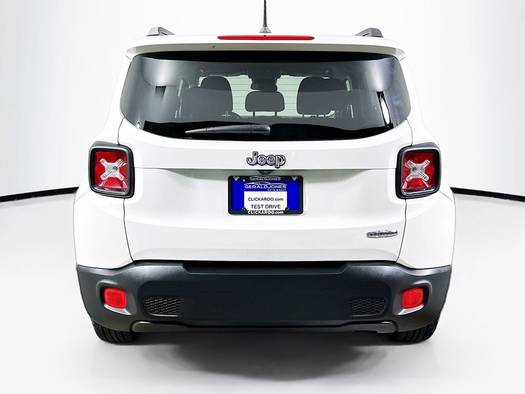 Used 2017 Jeep Renegade Altitude FWD image 15