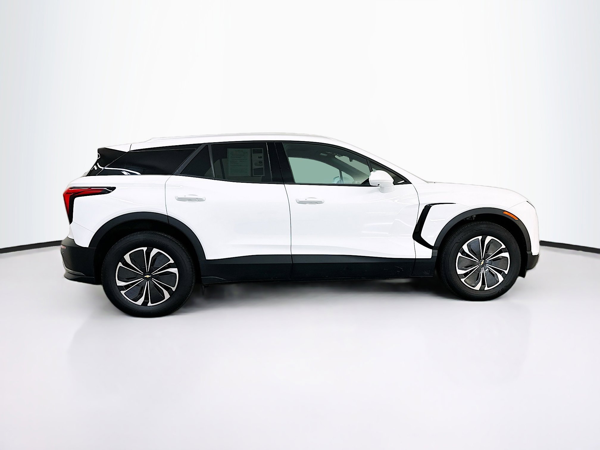 Used 2024 Chevrolet Blazer EV LT image 10