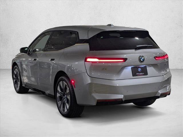 Used 2026 BMW iX xDrive45 image 8